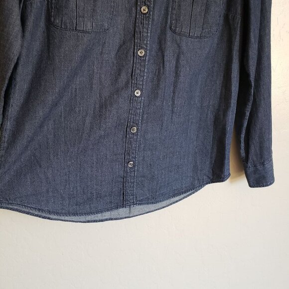 J.Crew Chambray Button Up Top Roll Tab Denim Blue Size 8 100% Cotton Long Sleeve - Picture 4 of 10